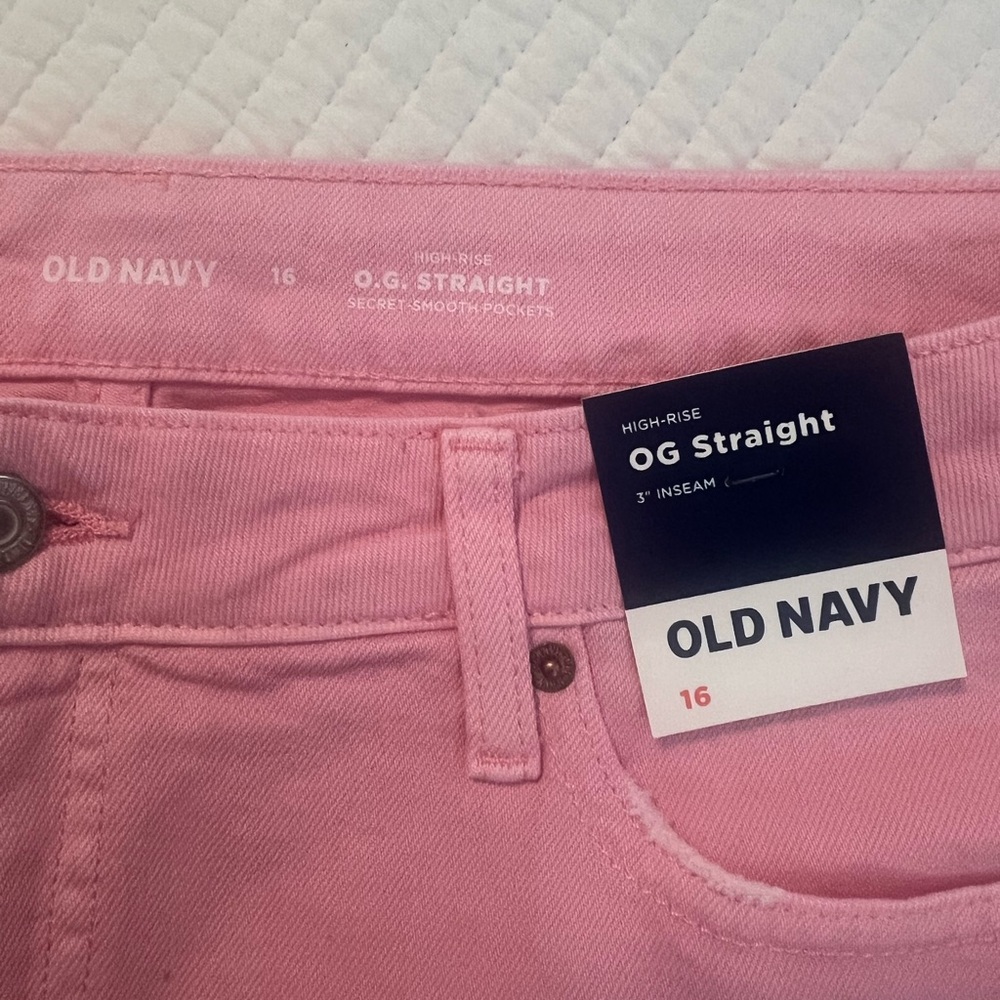 BNWT Old Navy women’s pink denim shorts. Size 16 - Picture 4 of 4
